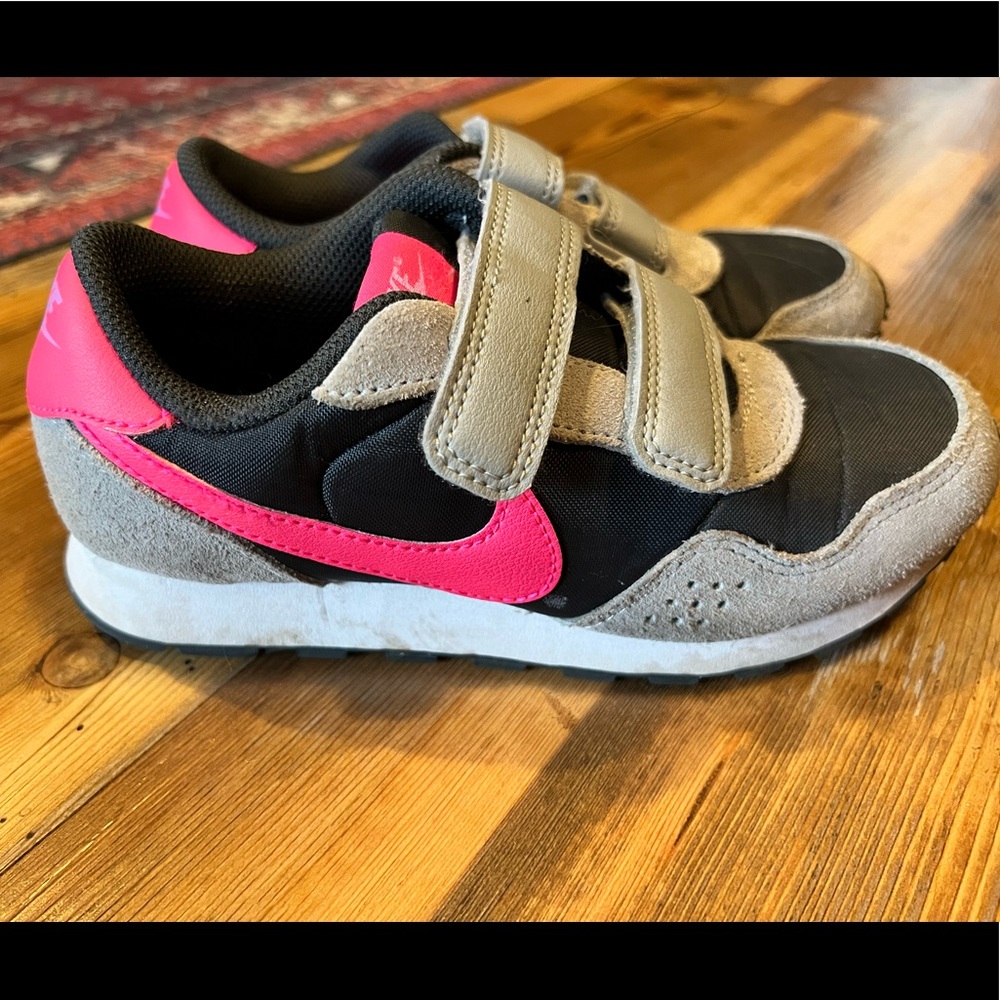 Nike Girls Sneakers